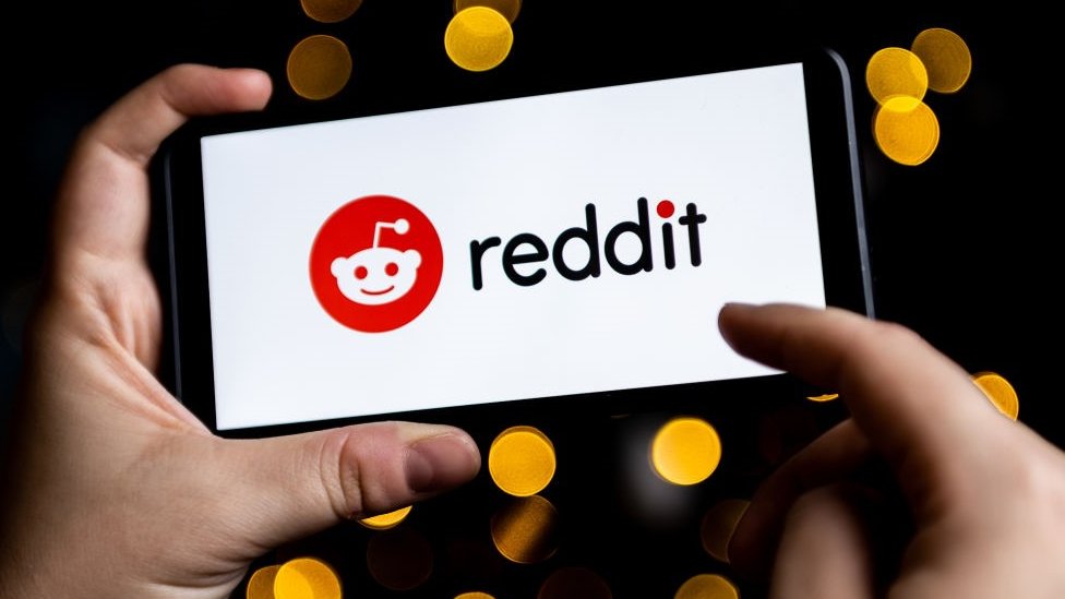 Google Shows How to Beat Reddit and Big Brands in 2024